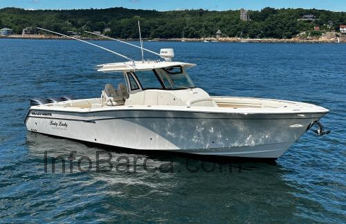 Grady White Canyon 376 recensioni e scheda tecnica